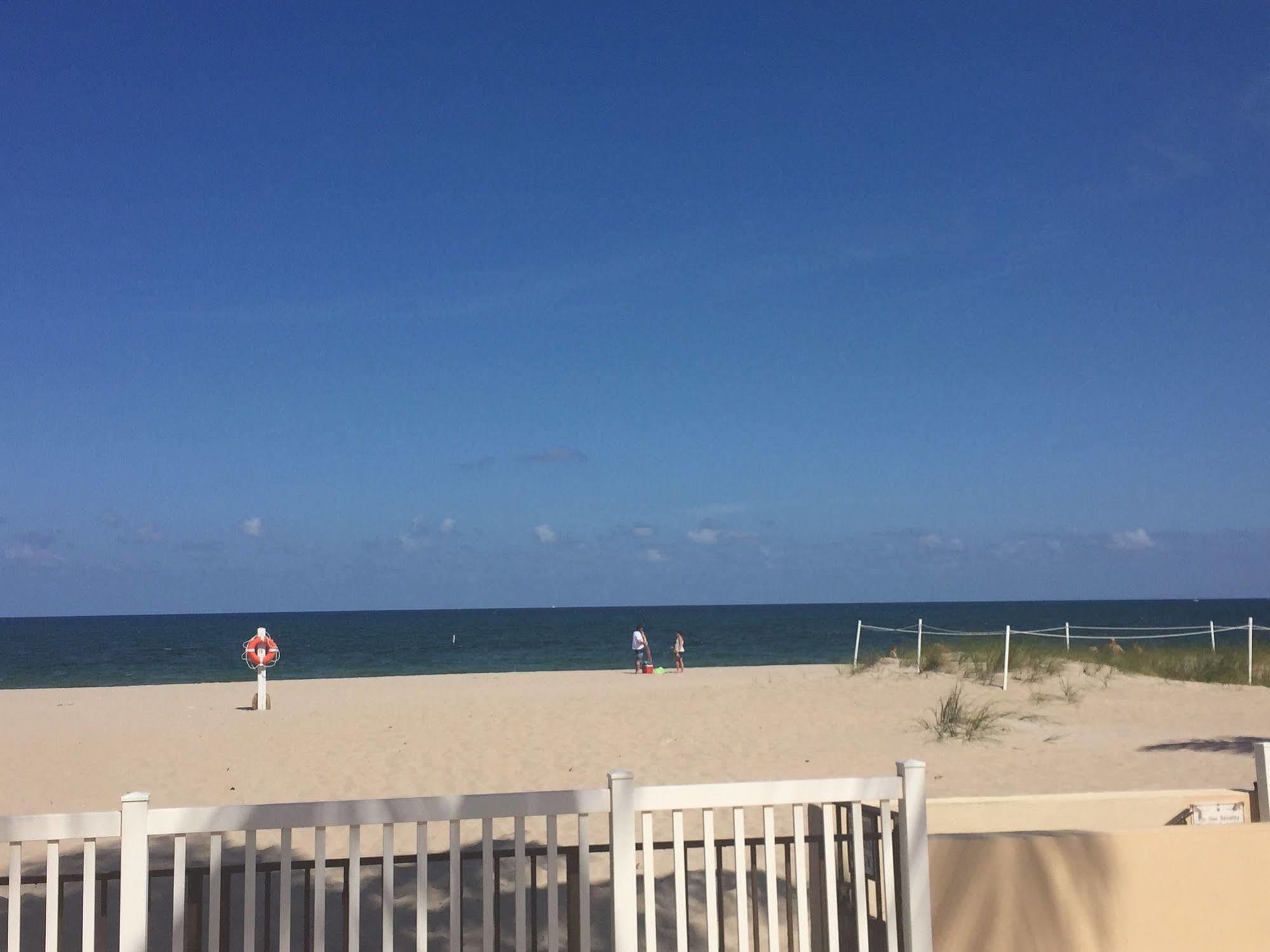 لوديرديل باي ذا سي Southern Seas Resort المظهر الخارجي الصورة